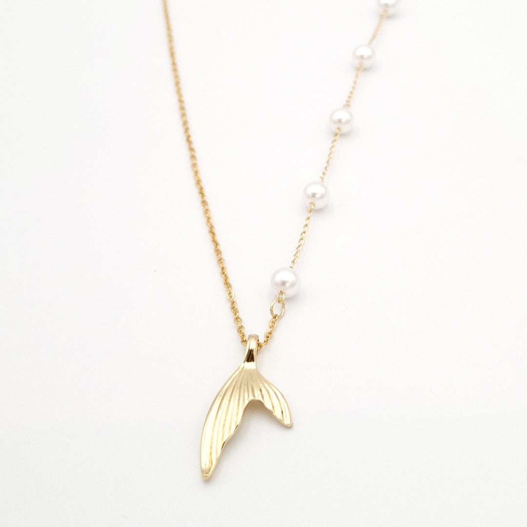 Gold Fish Tail Pearl Necklace