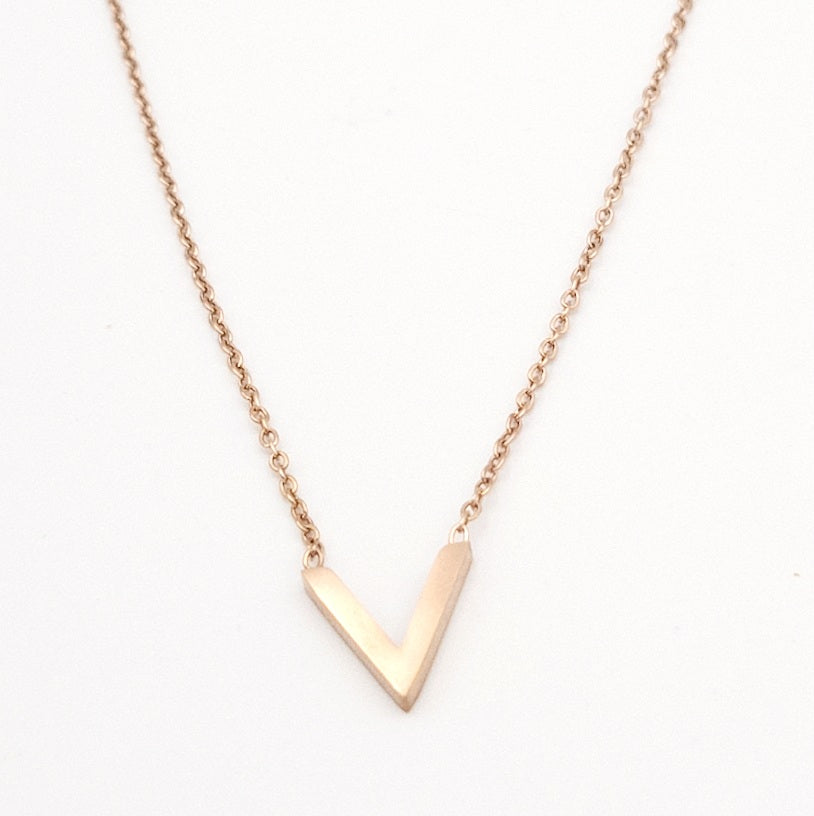 Rose Gold 'V' Dainty Necklace