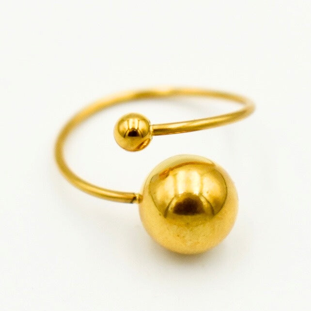 Gold Toned Ball Open Bead Ring 11157