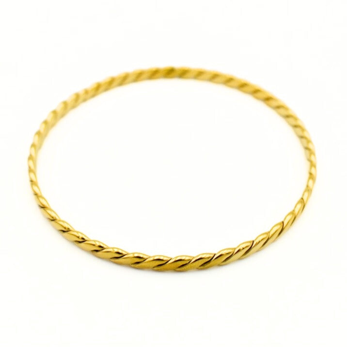 Gold Toned Knit Bracelet