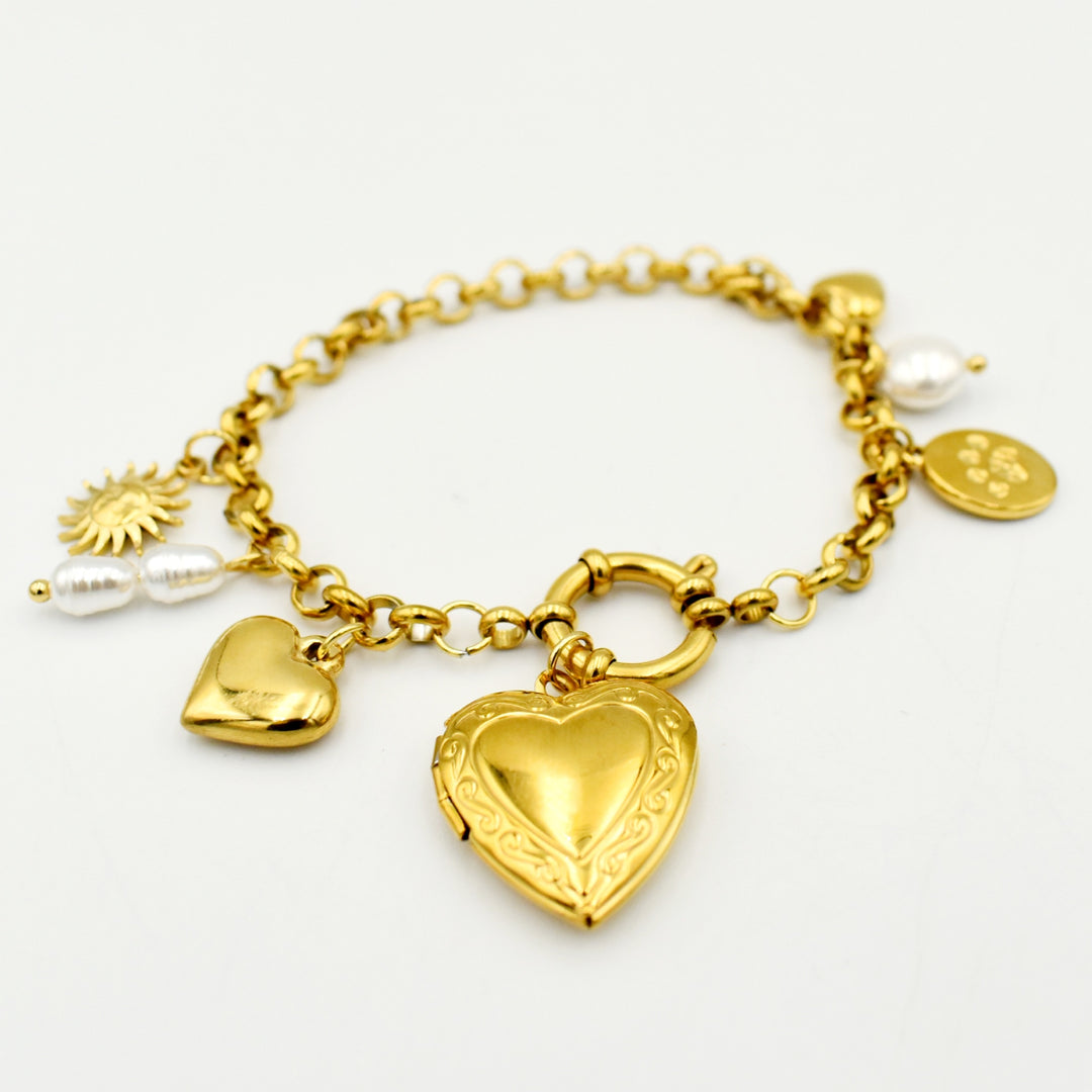 Gold Toned Heart Charm Bracelet
