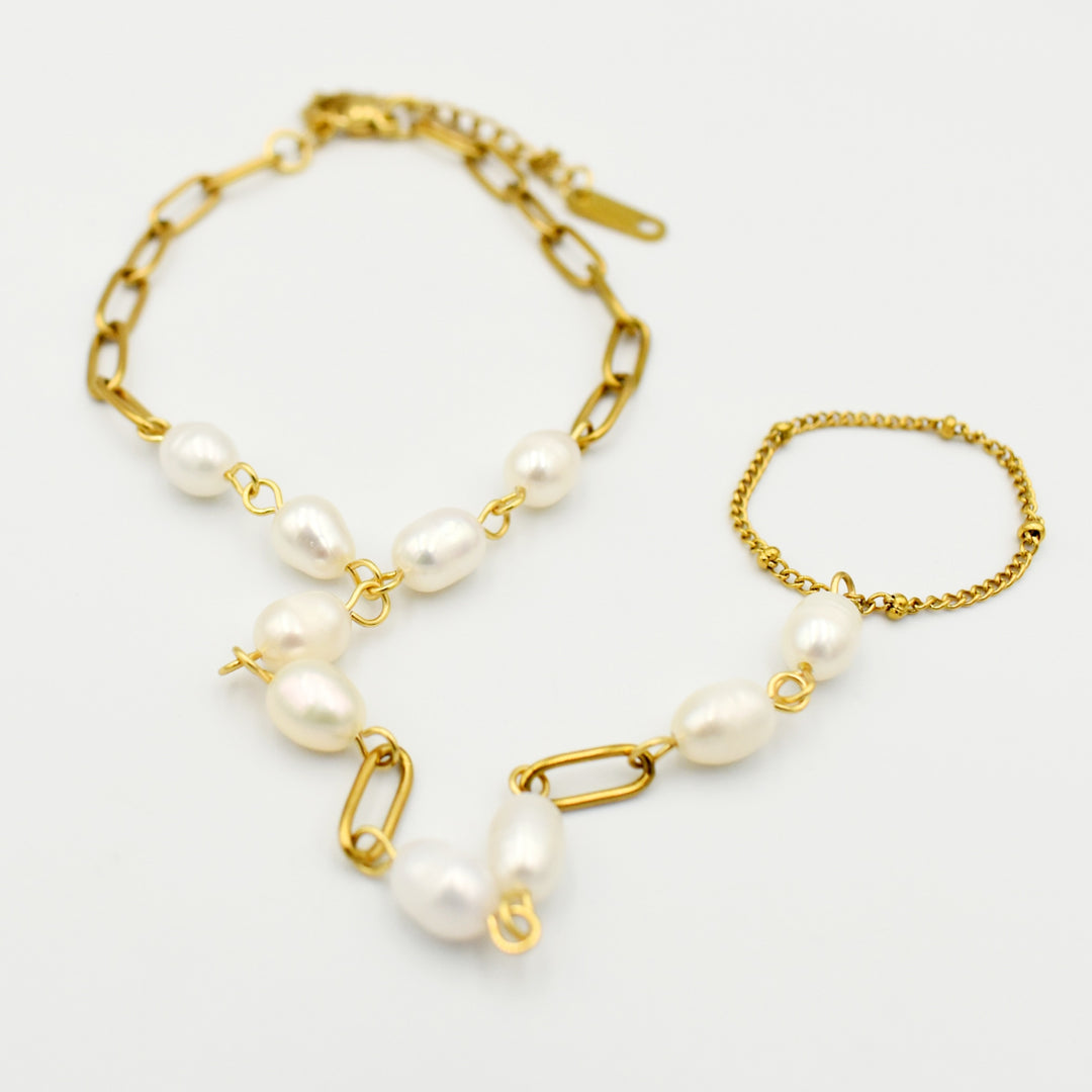 Gold Toned Pearly Ring Bracelet