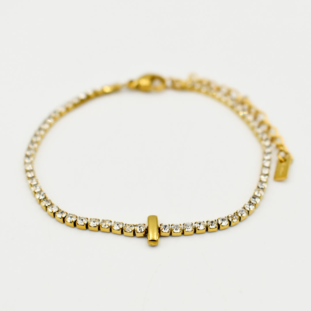 Gold Toned Letter 'I' Bracelet