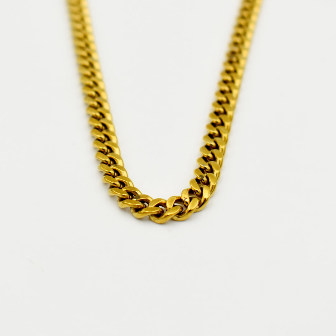 Gold Toned Curb Link Chain Necklace