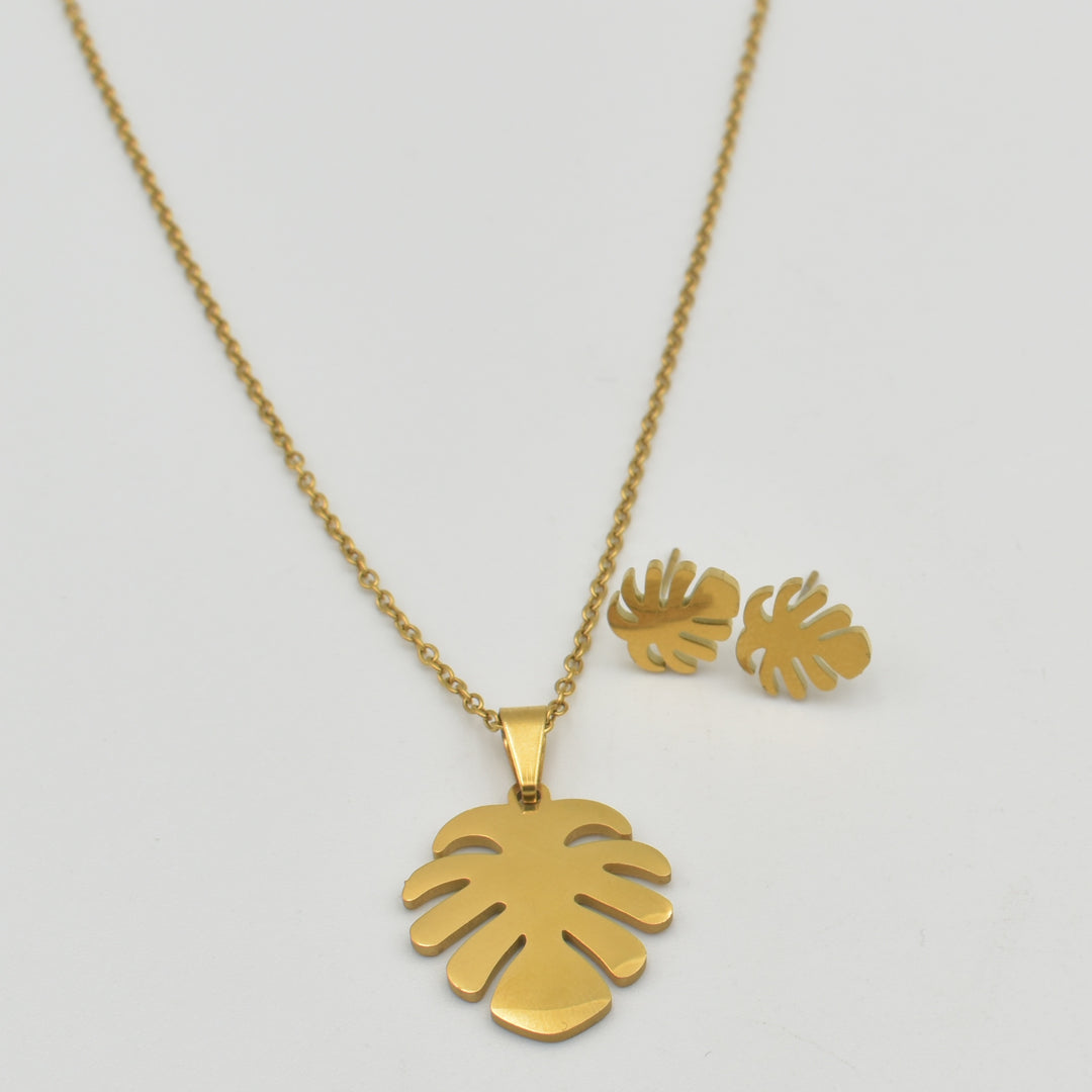 Gold Leaf Pendant Necklace Set