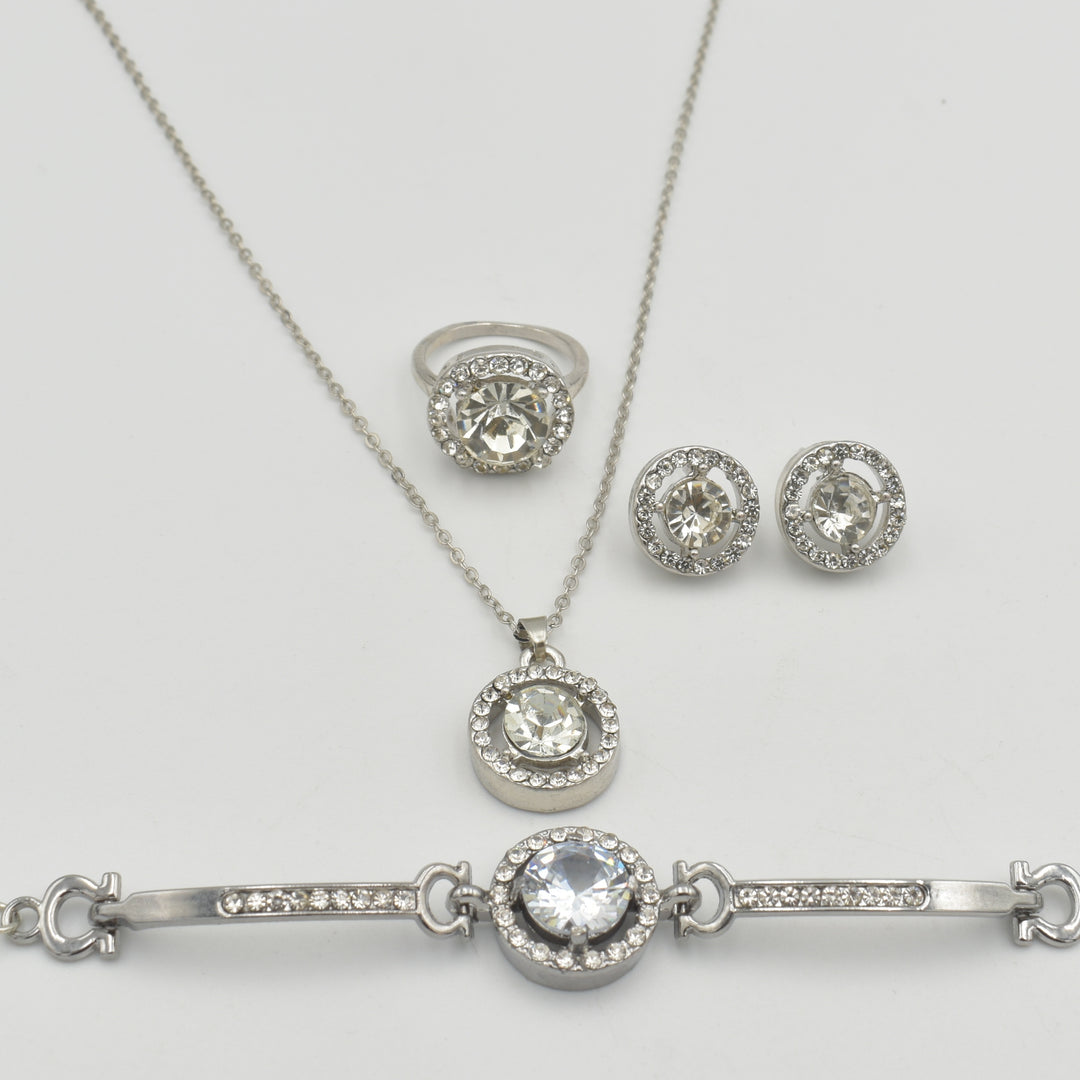 Silver Round Halo Diamante Necklace Set