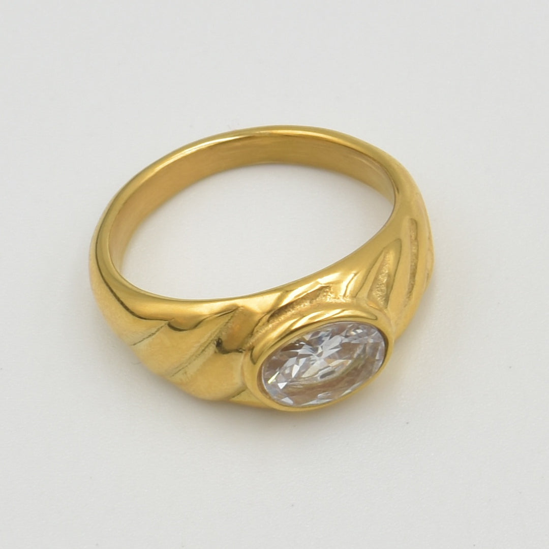 Gold Enamel Clear Oval Ring