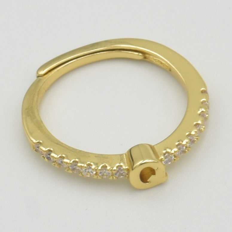 Cubic Zirconia Letter 'Q' Ring