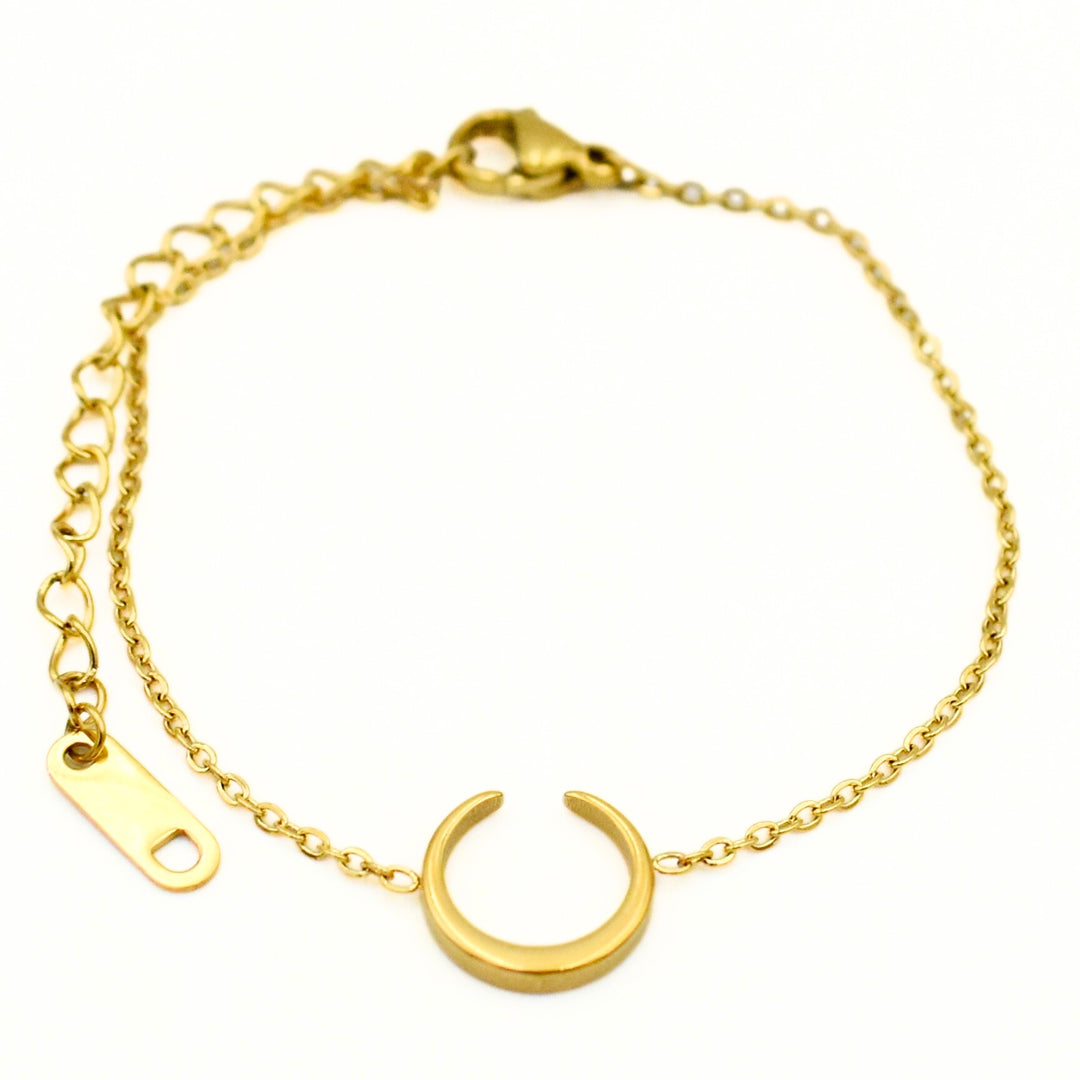 Gold Toned Classic Dainty Bracelet
