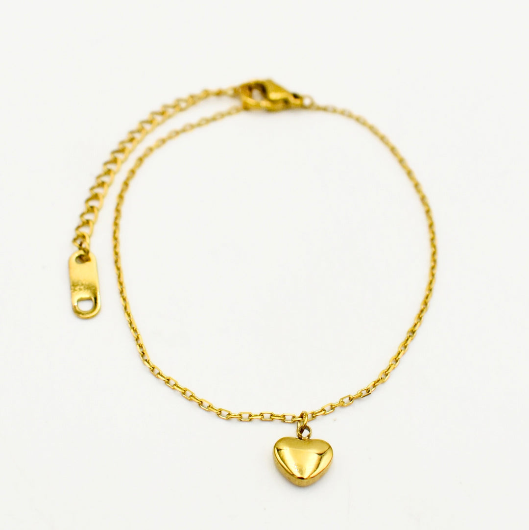 Gold Toned Heart Dainty Bracelet