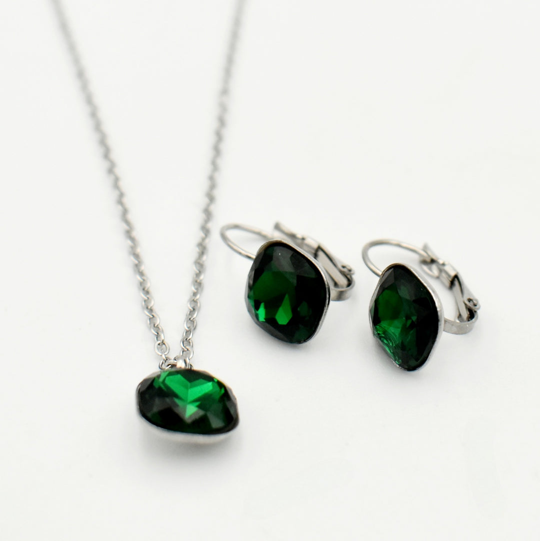Silver Emerald Square Pendant Necklace Set