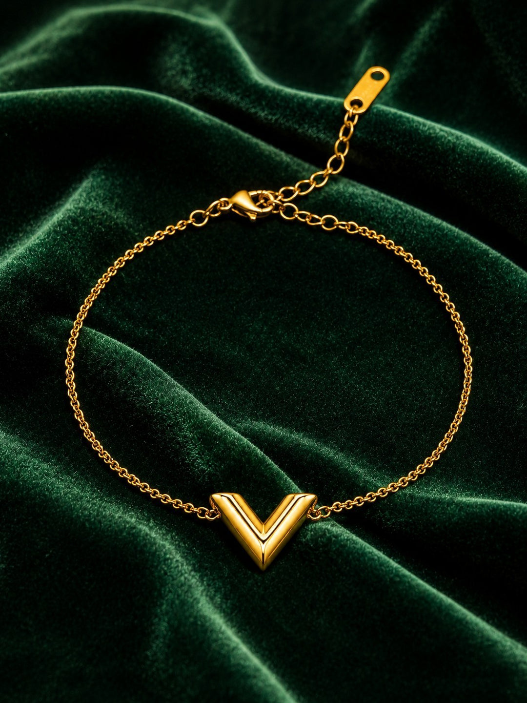 Gold Plated Waterproof Minimalist 'V' Charm Dainty Bracelet (10822)