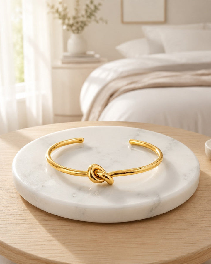 Gold Plated Waterproof Sculptural Knotted Cuff Bangle (200006)