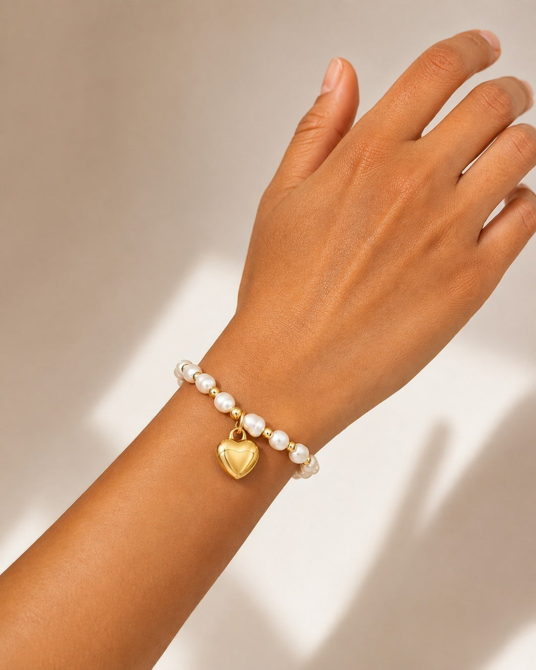 Gold Plated Pearl & Heart Charm Bracelet (10978)