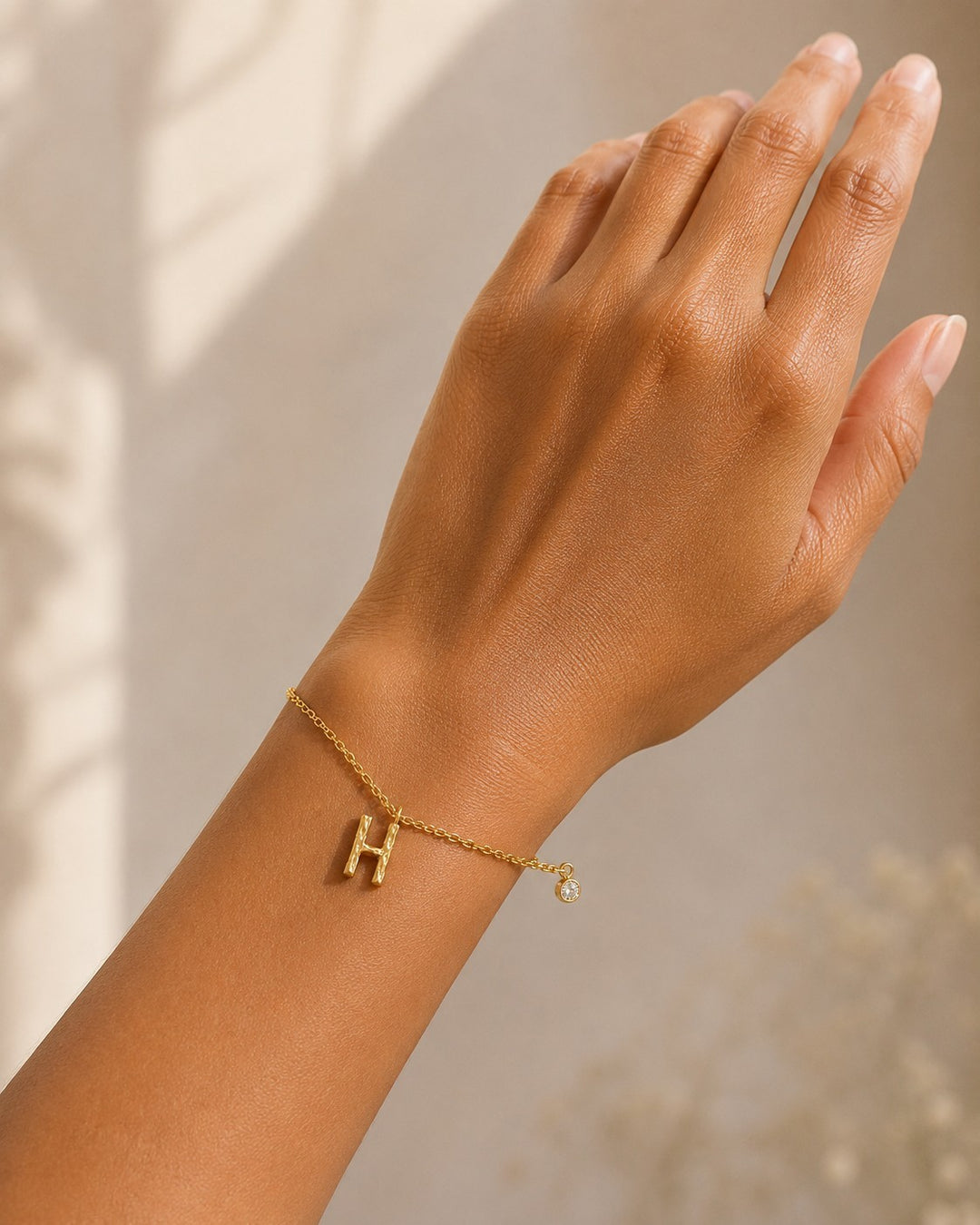 Gold Plated Waterproof Personalised 'H' Initial Dainty Chain Bracelet (10250)