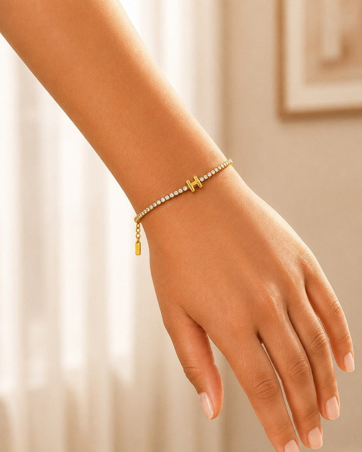 Personalised Letter 'H' Initial Gold Plated Waterproof Chain Bracelet (11481)