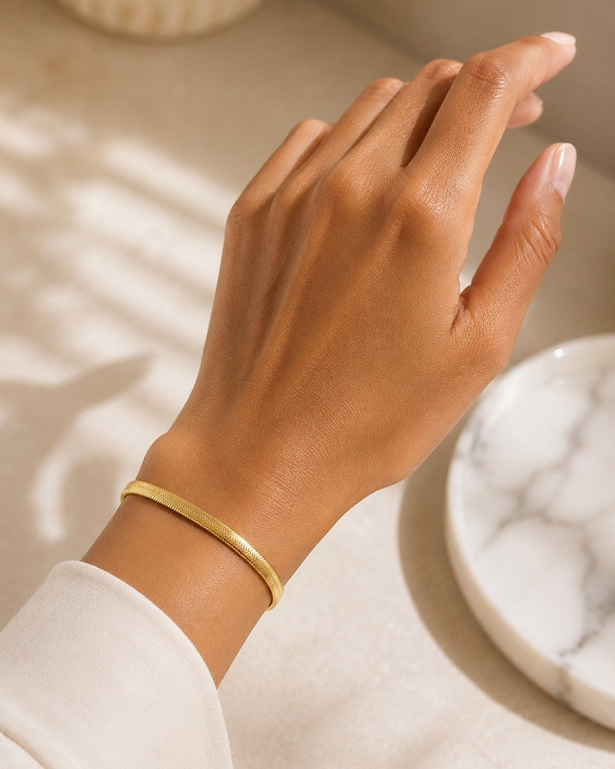 Gold Plated Waterproof Premium Chain Bracelet (10537)