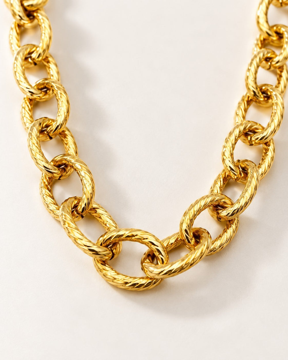 Elli Jewellery gold plated waterproof chunky link chain necklace with textured interlocking links