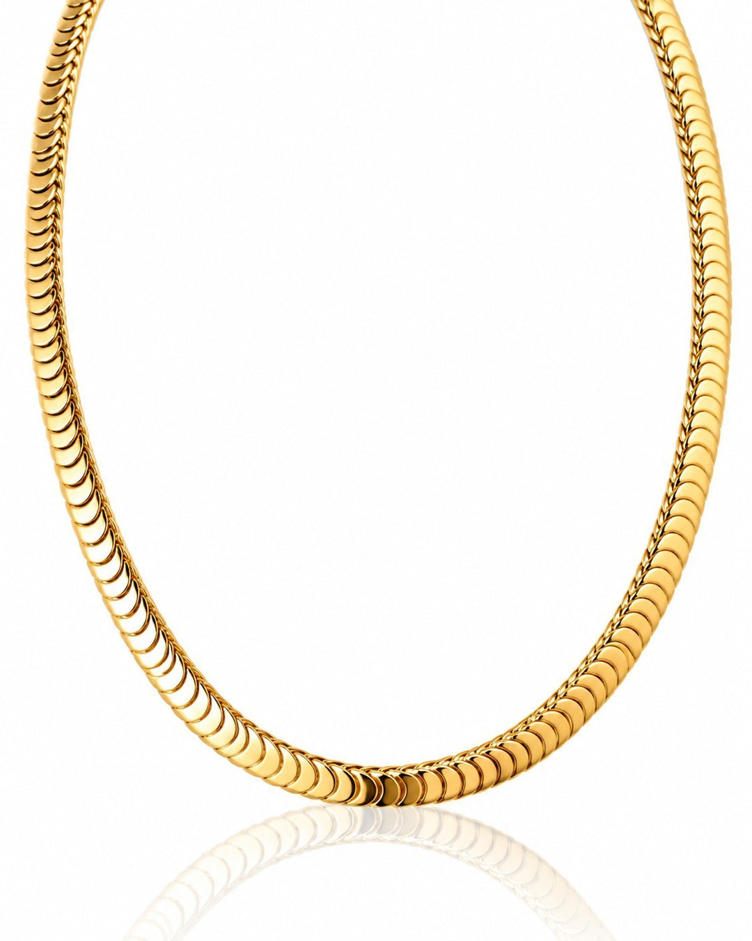 Elli Jewellery gold plated chunky snake chain necklace with a smooth, reflective finish for a sophisticated look.
