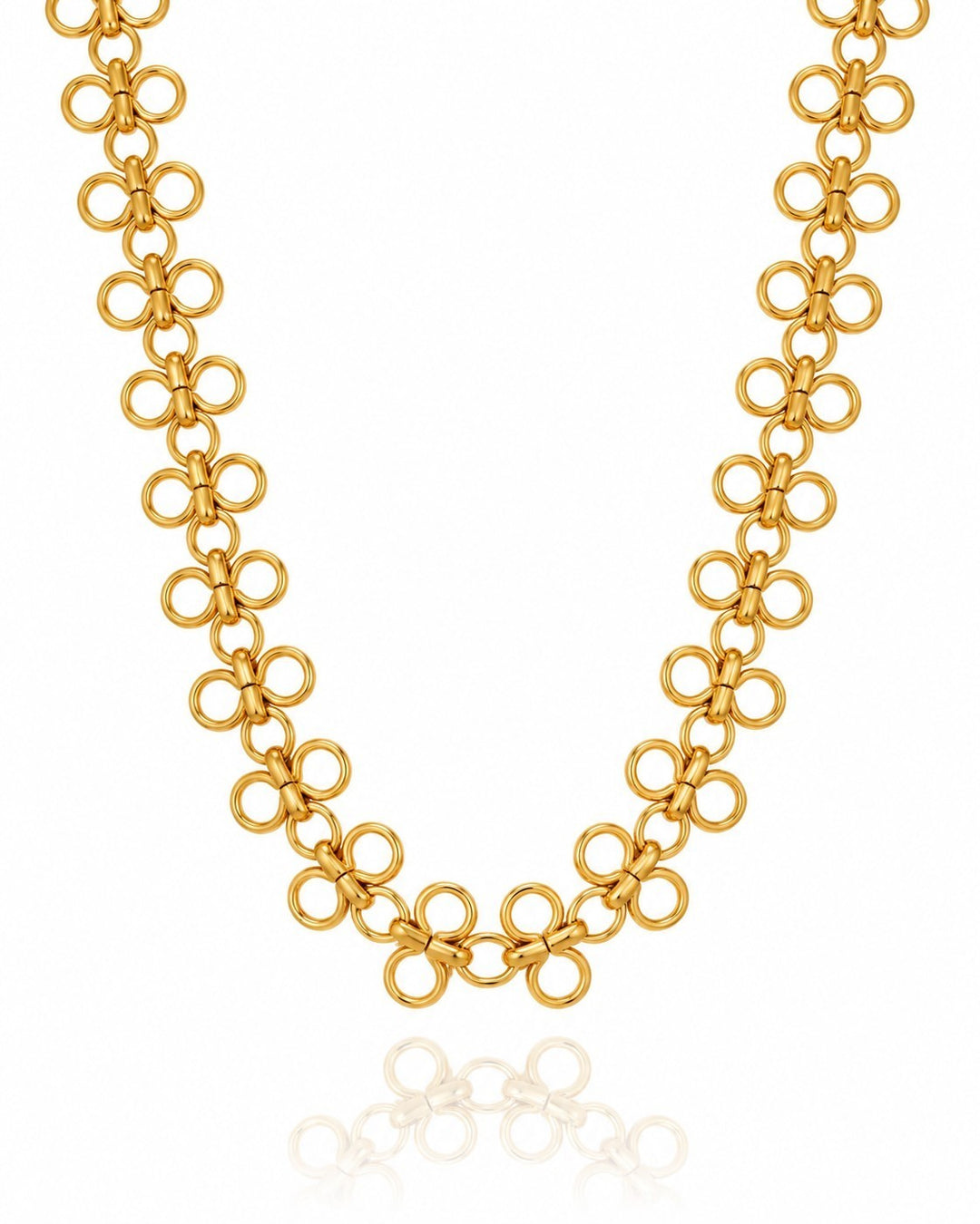 Elli Jewellery gold plated necklace featuring a series of interlocking circular links in a modern statement design.