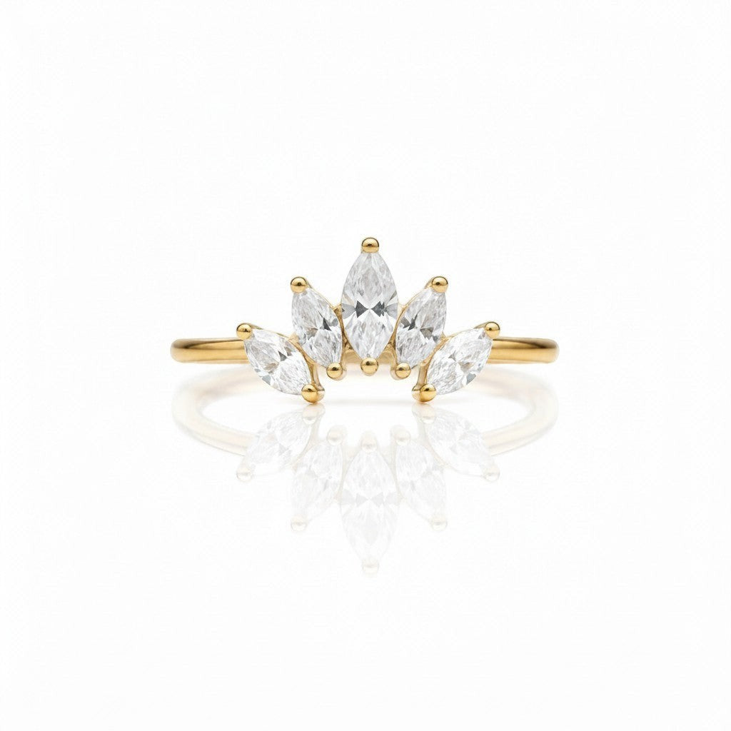 Elli Jewellery gold plated crown ring featuring marquise-cut clear stones in a regal, waterproof statement design.