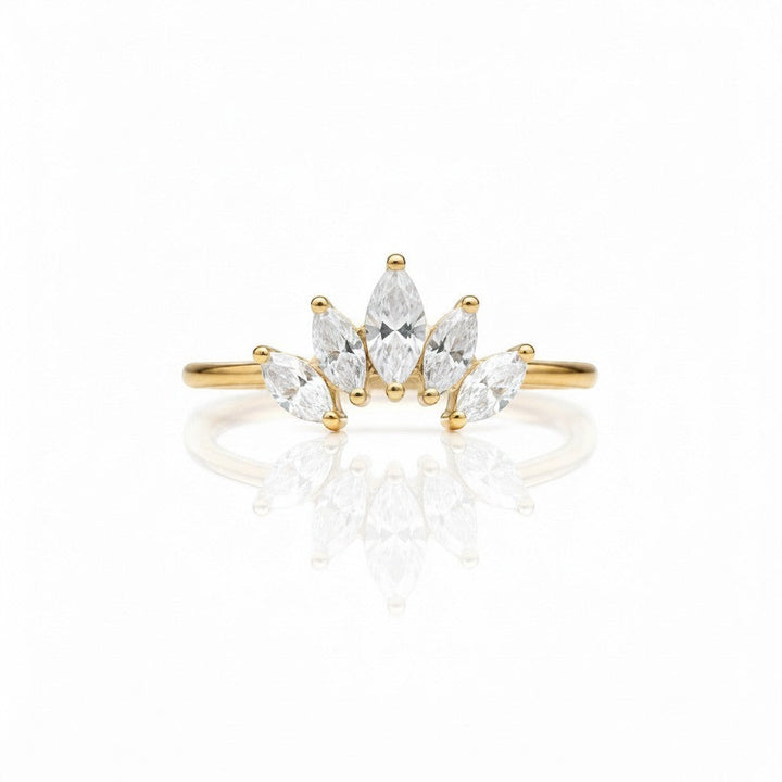 Elli Jewellery gold plated crown ring featuring marquise-cut clear stones in a regal, waterproof statement design.