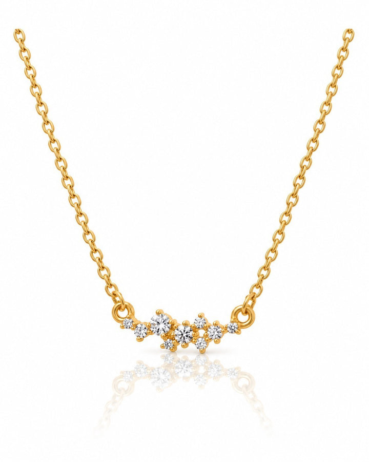 Elli Jewellery gold plated necklace with a delicate cubic zirconia flower pendant on a fine chain