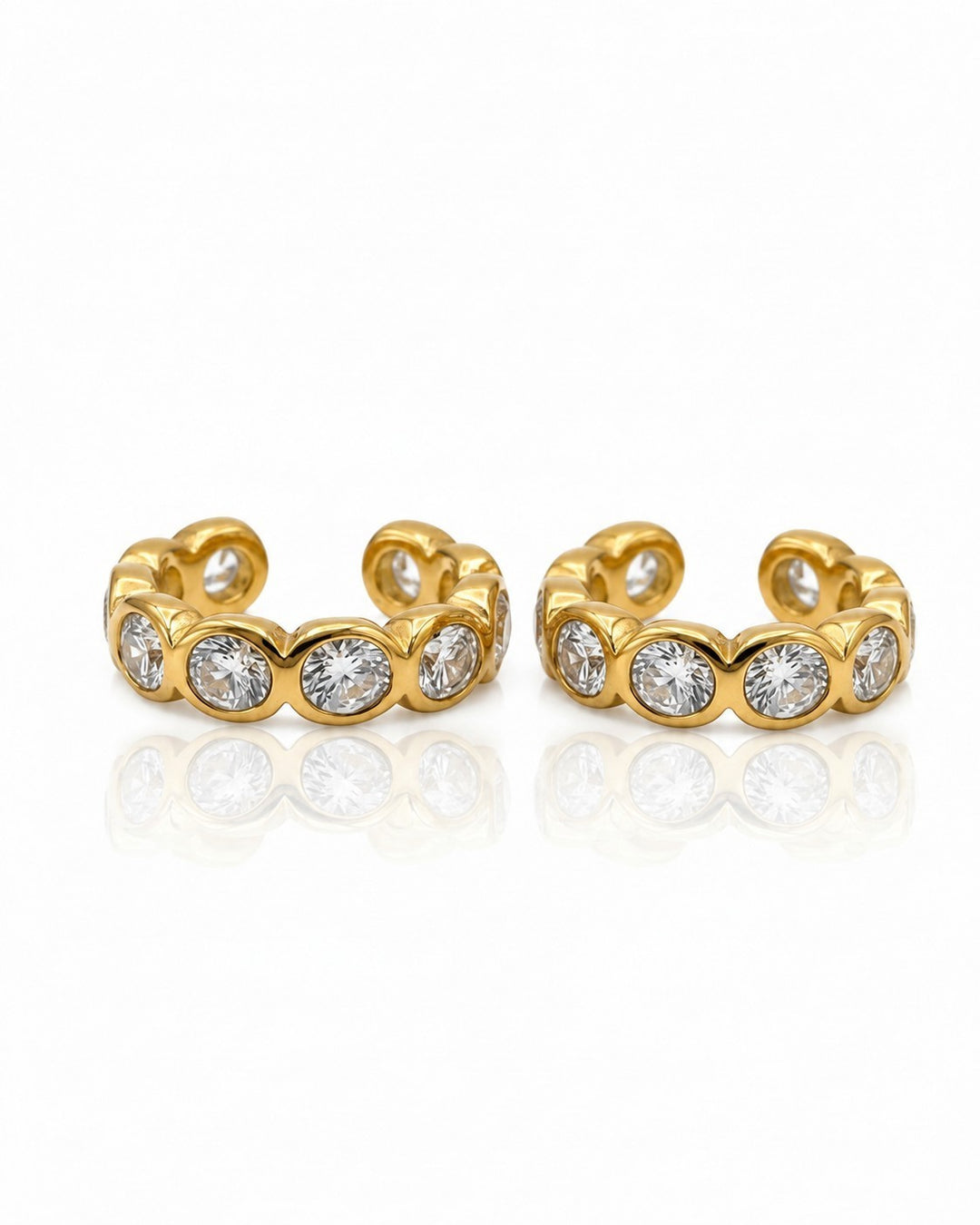 Elli Jewellery gold plated cuff earrings featuring sparkling diamanté crystals in a waterproof, tarnish-free design.