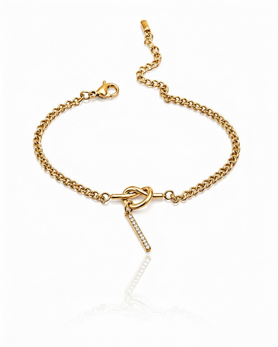 Elli Jewellery gold plated waterproof bracelet with a crystal-embellished initial I charm and delicate chain