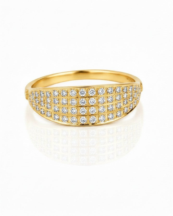 Elli Jewellery gold plated waterproof ring featuring a wide band with pavé set crystals for a sparkling finish.
