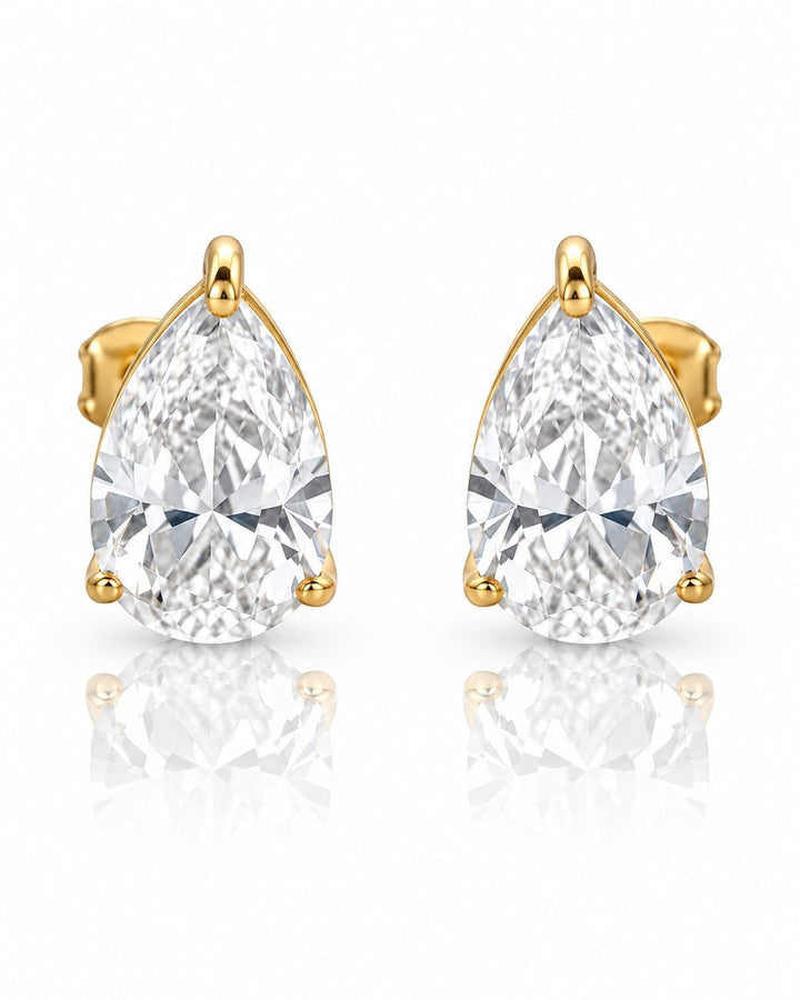 Elli Jewellery gold plated pear shaped stud earrings featuring sparkling brilliant-cut cubic zirconia stones