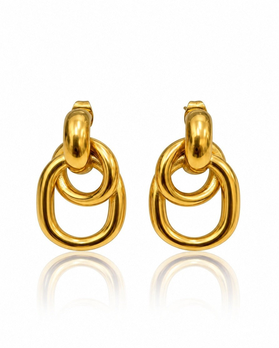 Elli Jewellery gold plated waterproof drop earrings featuring interlocking oval links with a polished finish.