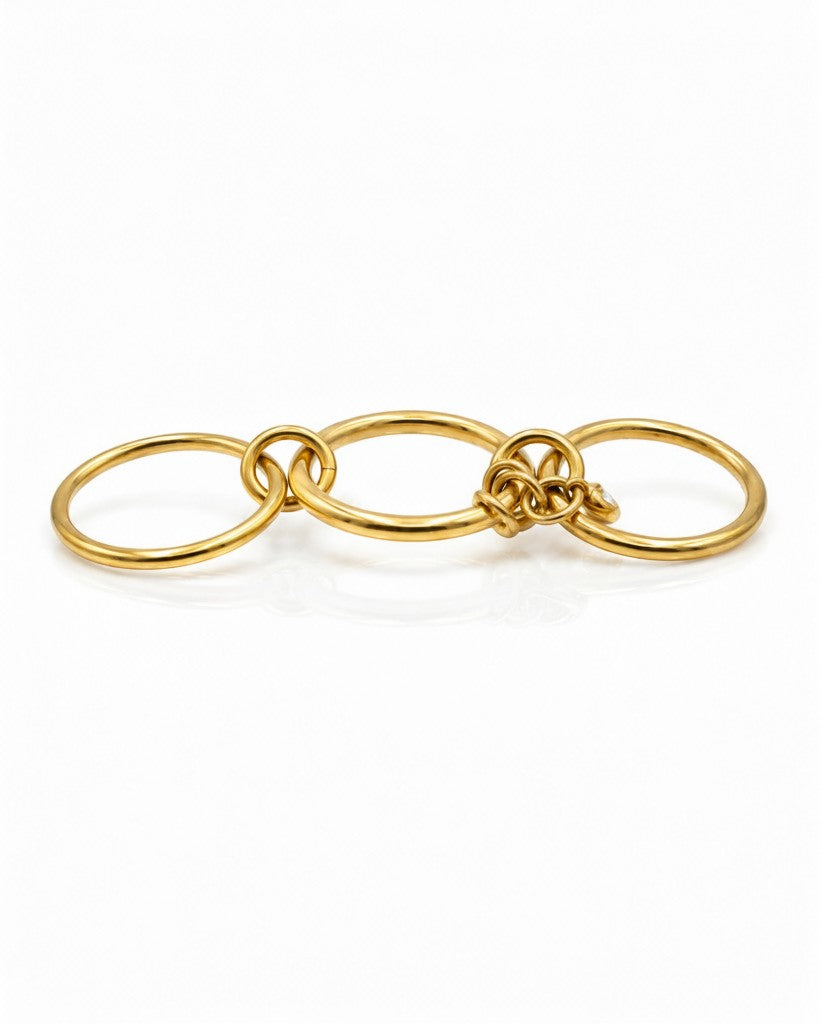 Elli Jewellery gold plated waterproof multilayer ring with interconnected bands and a small accent stone