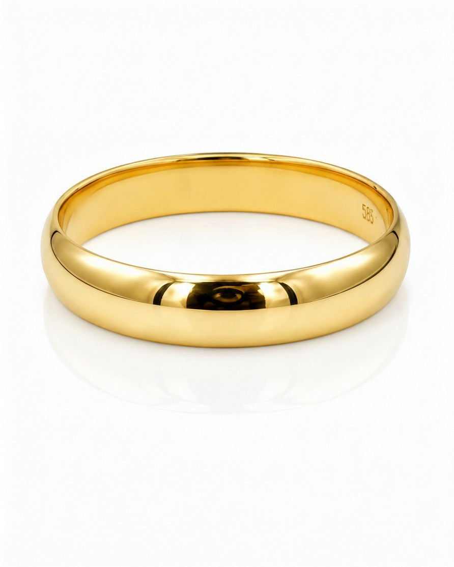 Elli Jewellery gold plated waterproof slim 1cm bangle bracelet with a polished finish on a white background