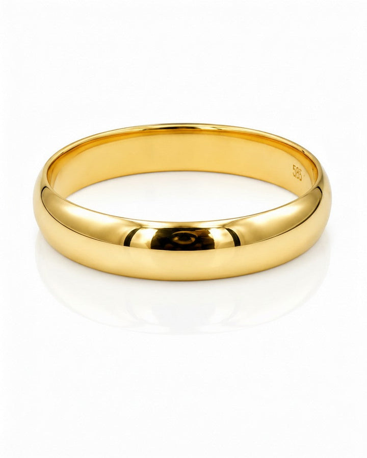 Elli Jewellery gold plated waterproof slim 1cm bangle bracelet with a polished finish on a white background