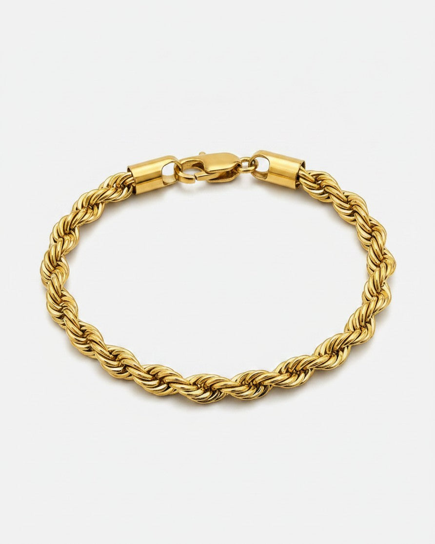 Elli Jewellery gold plated waterproof rope chain bracelet with a polished finish on a white background