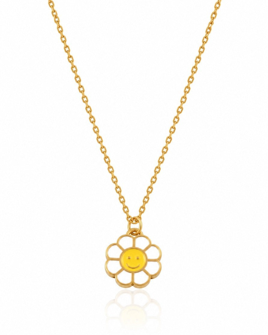 Elli Jewellery gold plated sunflower pendant necklace with a yellow smiley face center on a delicate chain