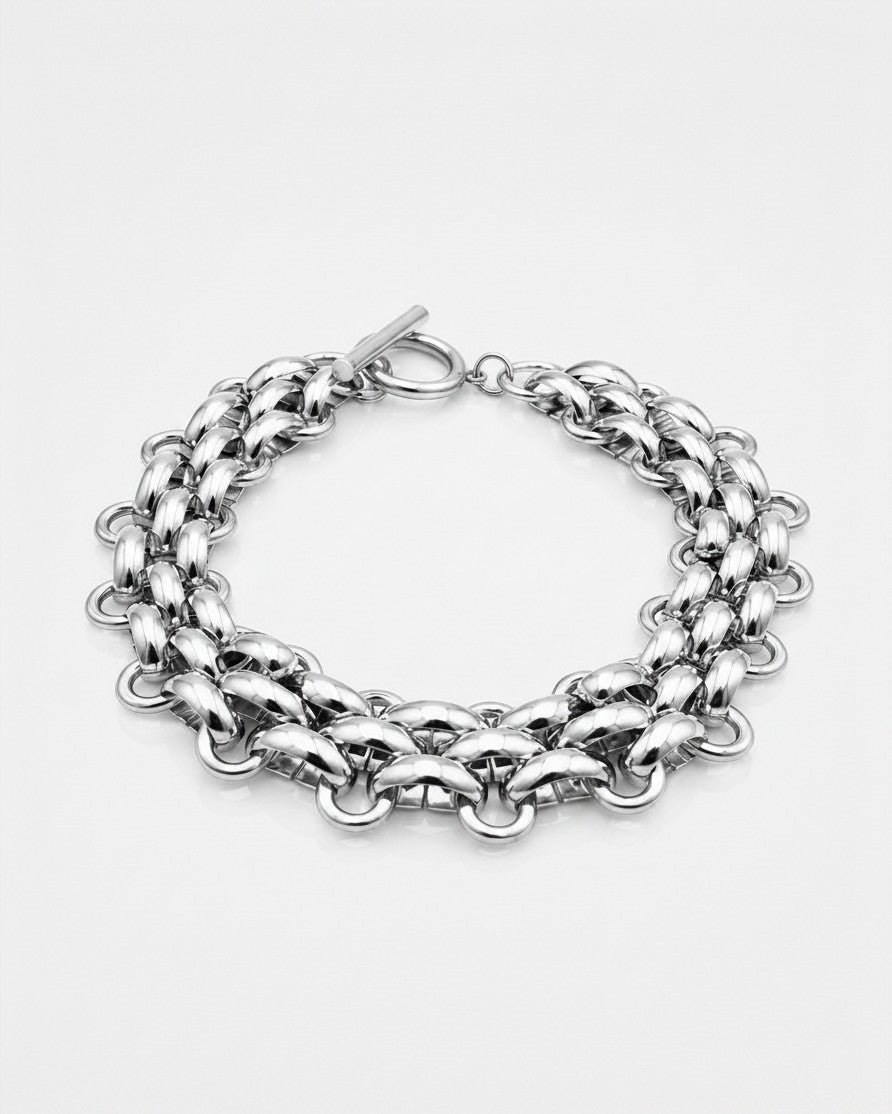 Elli Jewellery rhodium plated chunky toggle chain bracelet with interlocking silver links on a white background.