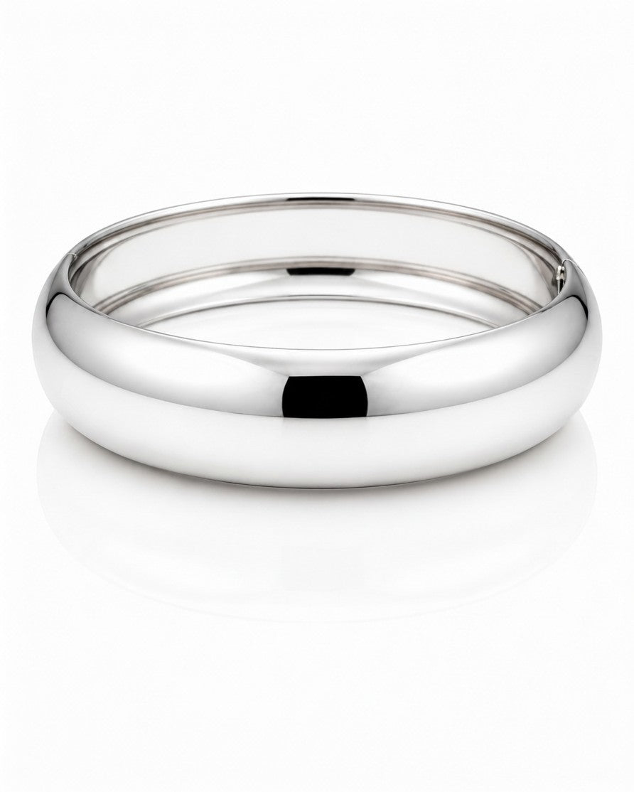 Elli Jewellery rhodium plated 2cm wide polished bangle bracelet with a sleek and timeless design