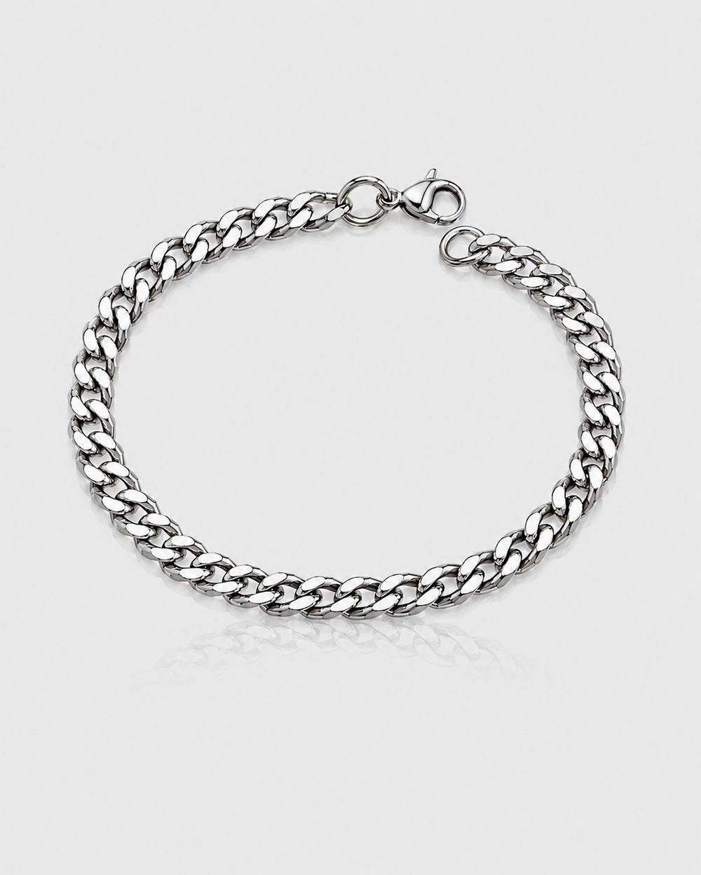 Elli Jewellery rhodium plated silver curb chain bracelet with a secure lobster clasp closure.