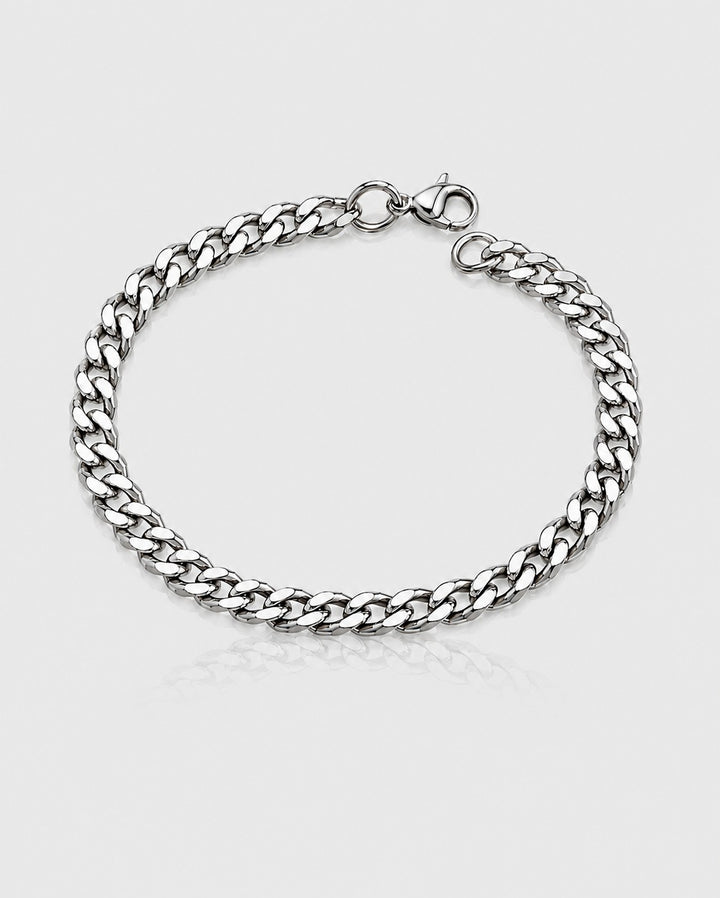 Elli Jewellery rhodium plated silver curb chain bracelet with a secure lobster clasp closure.