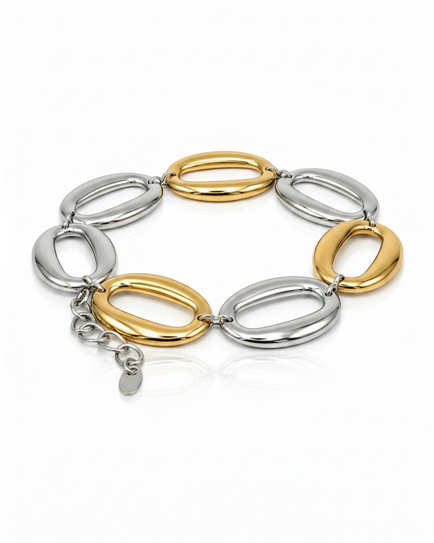 Elli Jewellery two-tone chunky chain link bracelet featuring alternating polished gold and silver oval links.