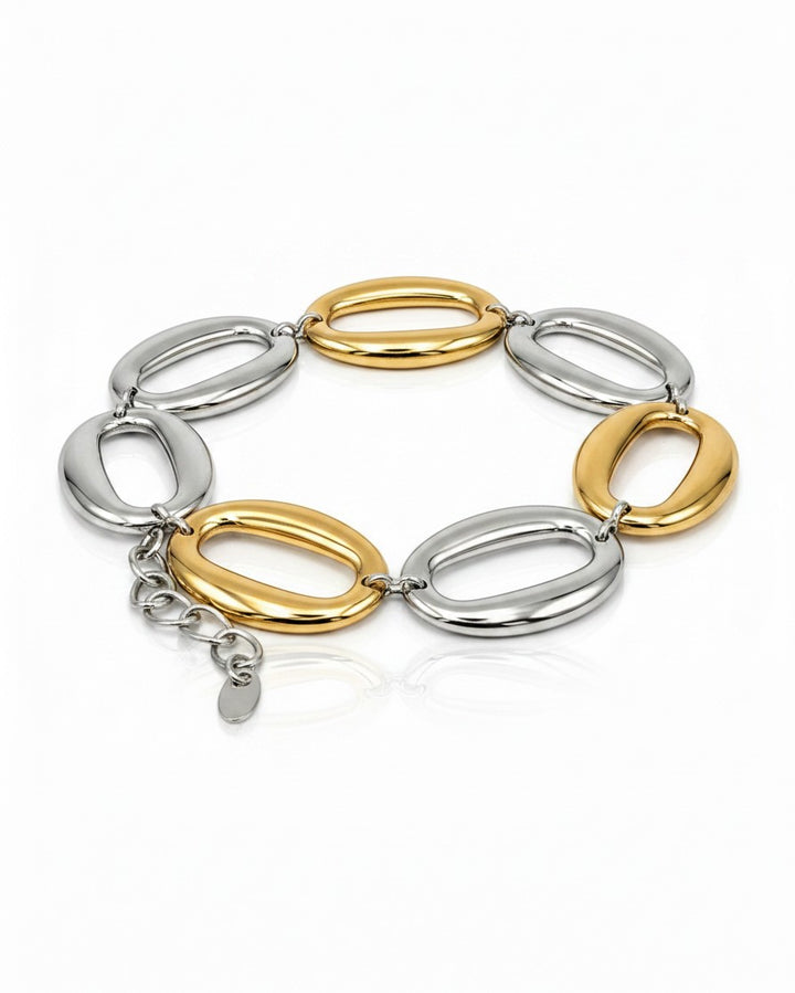 Elli Jewellery two-tone chunky chain link bracelet featuring alternating polished gold and silver oval links.