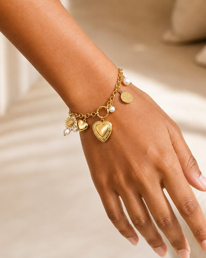 Gold Plated Waterproof Heart Charm Chain Bracelet (11454)