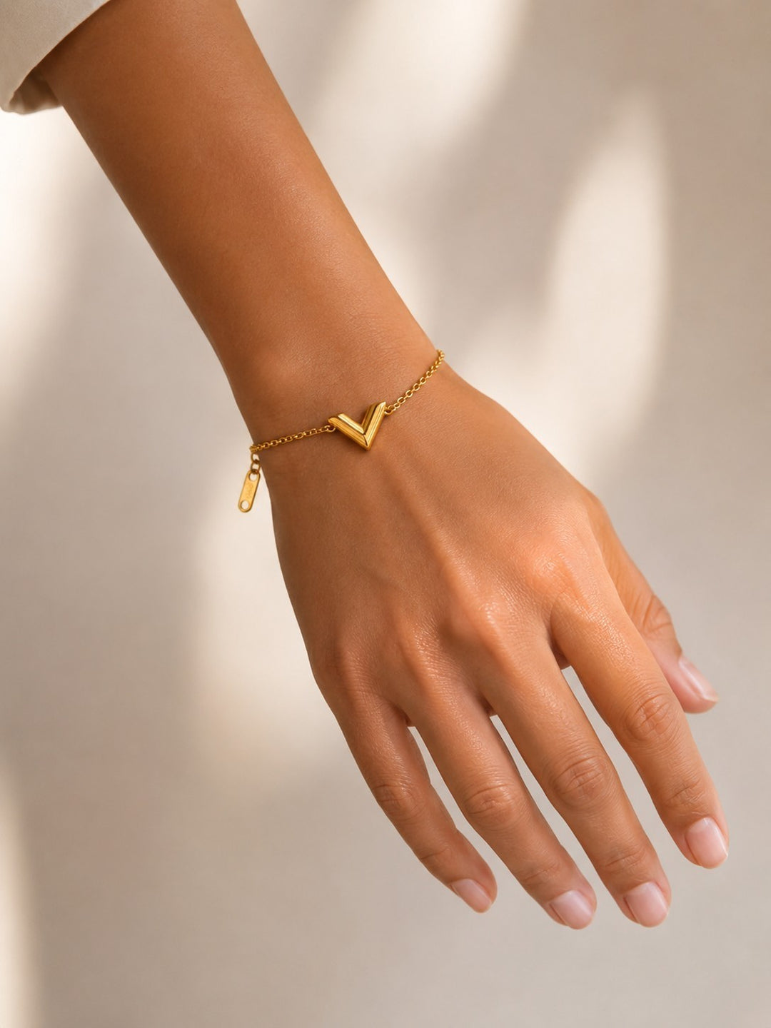 Gold Plated Waterproof Minimalist 'V' Charm Dainty Bracelet (10822)