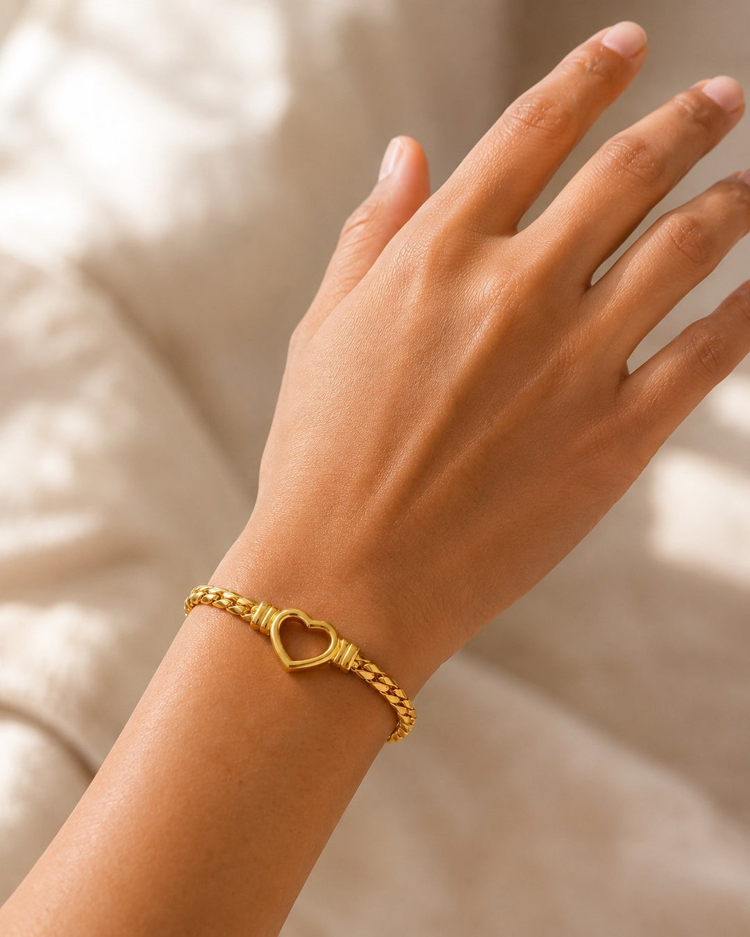 Gold Plated Hollow Heart Cuban Link Chain Bracelet (11214)