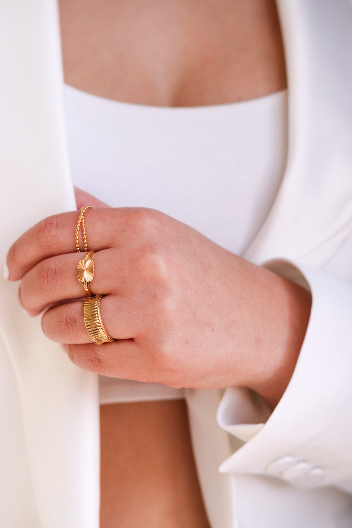 Gold Plated Patterned Inverse Band Ring