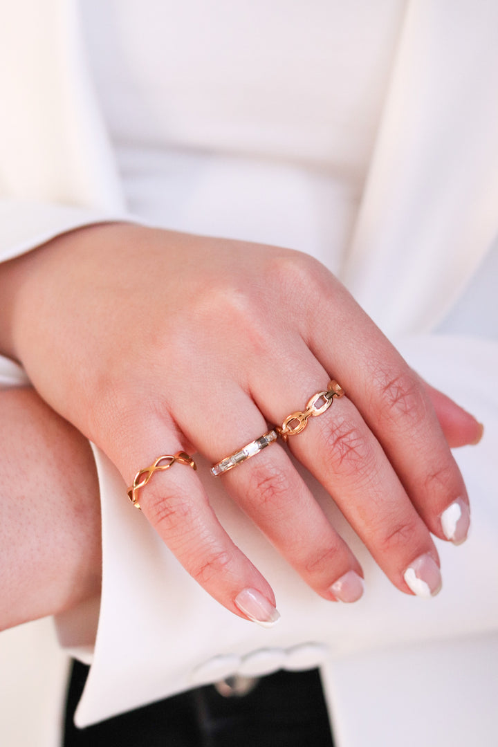 Gold Baguette Band Ring