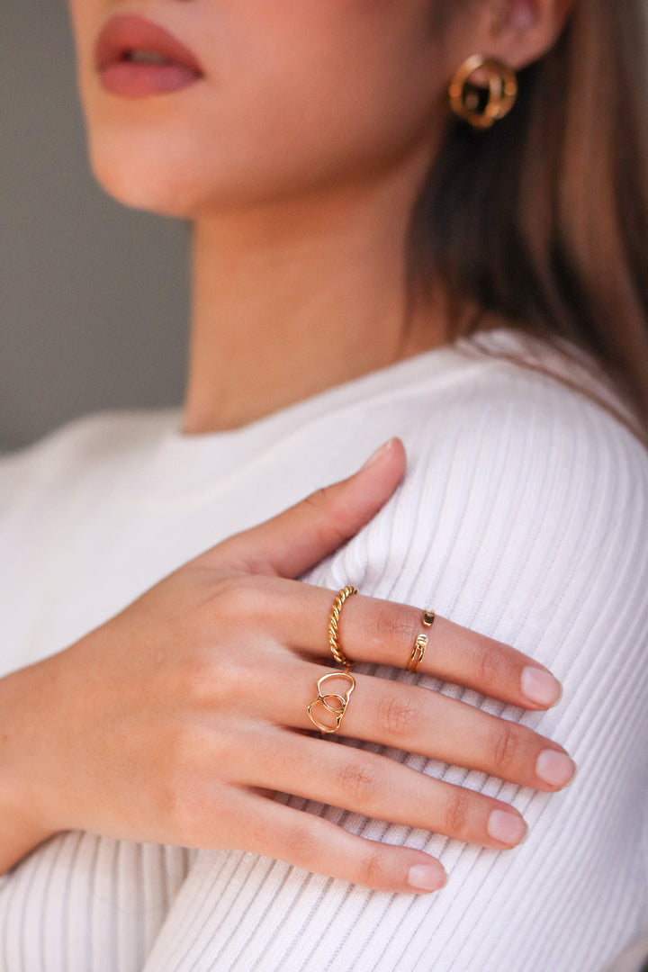 Gold Plated Ribbed Band Ring